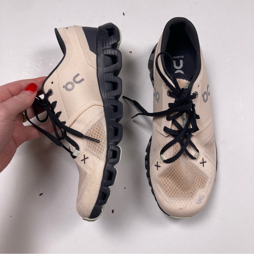 ON CLOUD X 3 Running Shoes in Fawn and Magnet